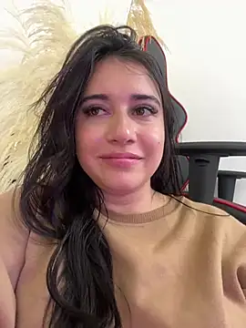 Snapshot of KallyMyller1 chatting on February 2, 2025, 11:00 pm KallyMyller1 online show from February 2, 2025, 11:00 pm