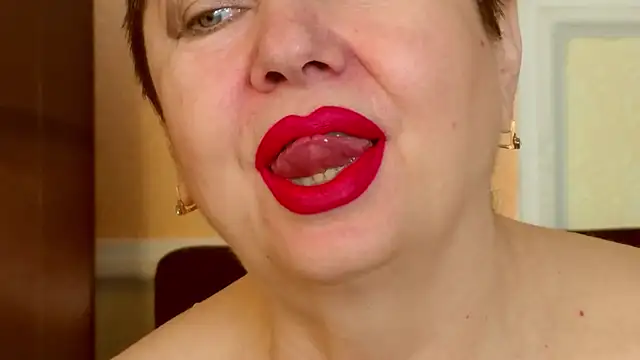 Snapshot of LadyPosh chatting on February 19, 2026, 9:17 am LadyPosh online show from February 19, 2026, 9:17 am