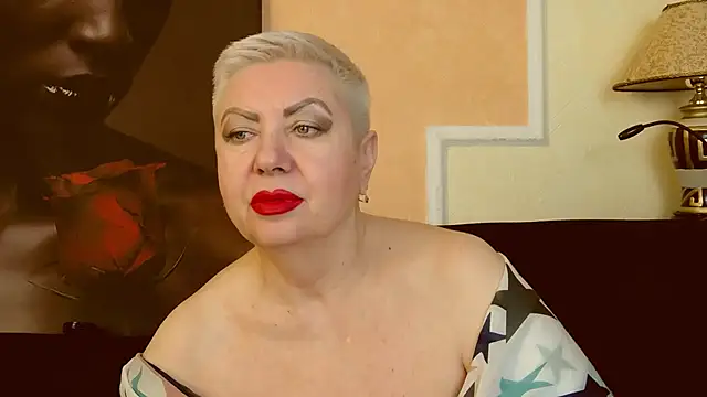 LadyPosh online show from March 13, 2025, 4:27 am