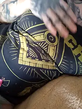 Snapshot of vamporasuccubus19777 chatting on November 16, 2025, 9:19 pm vamporasuccubus19777 online show from November 16, 2025, 9:19 pm