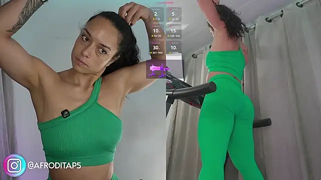 afroditaP  online show from November 3, 2025, 9:35 am