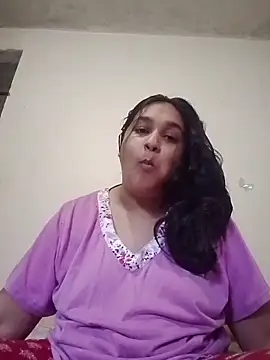 Snapshot of Indianbloom- chatting on November 12, 2025, 1:37 pm Indianbloom- online show from November 12, 2025, 1:37 pm