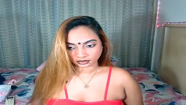Snapshot of sexyindianchic chatting on November 24, 2025, 6:19 pm sexyindianchic online show from November 24, 2025, 6:19 pm