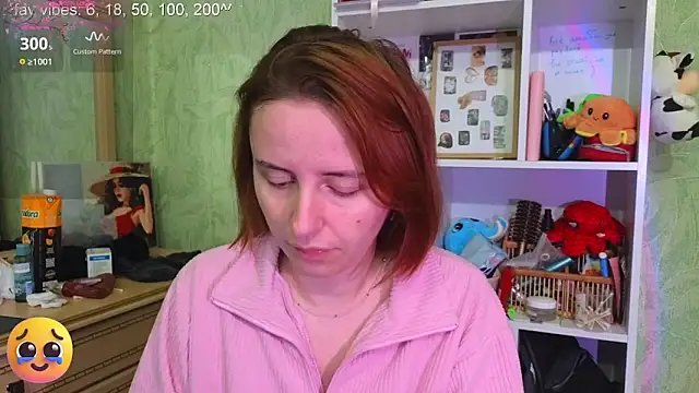 Snapshot of DanaMartina chatting on November 12, 2025, 6:06 am DanaMartina online show from November 12, 2025, 6:06 am