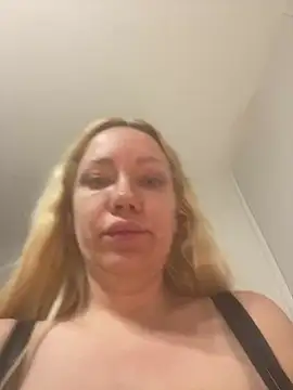 SofiaJoy online show from May 23, 2026, 10:20 pm