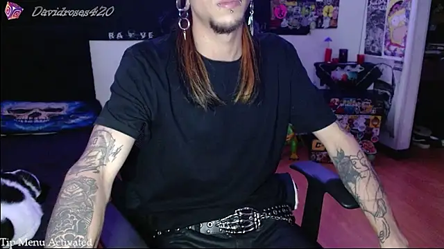 Snapshot of davidroses420 chatting on March 14, 2025, 1:37 am davidroses420 online show from March 14, 2025, 1:37 am