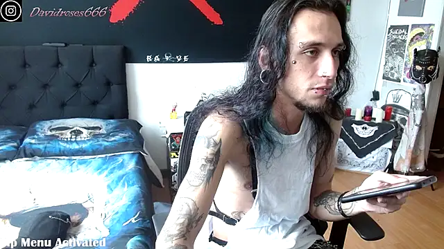 Snapshot of davidroses420 chatting on October 9, 2025, 8:31 pm davidroses420 online show from October 9, 2025, 8:31 pm