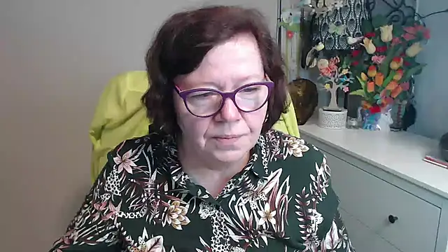 Adelewildx online show from April 1, 2026, 3:52 am