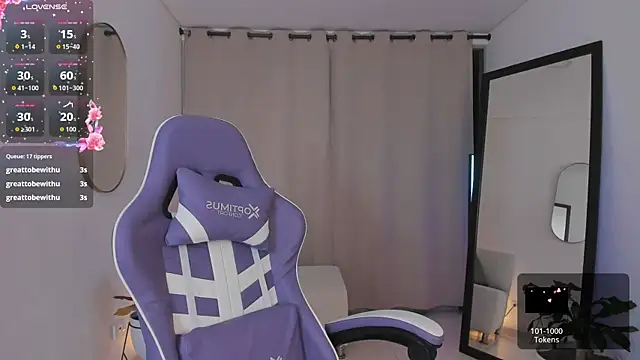 Snapshot of roxie_gates_ chatting on January 6, 2026, 2:26 am roxie gates online show from January 6, 2026, 2:26 am