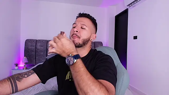 mister miike online show from November 19, 2025, 3:06 am