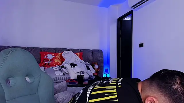 mister miike online show from December 5, 2025, 3:05 am