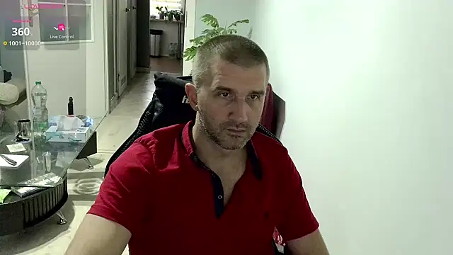 Snapshot of Maribor chatting on October 23, 2025, 5:28 am Maribor online show from October 23, 2025, 5:28 am