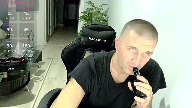 Snapshot of Maribor chatting on October 29, 2025, 11:25 pm Maribor online show from October 29, 2025, 11:25 pm