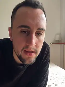 couplepenetration online show from November 18, 2025, 9:12 am