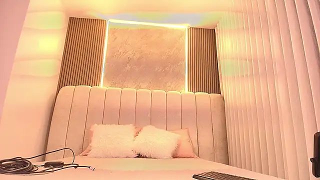 emyli sw  online show from January 17, 2026, 3:10 am