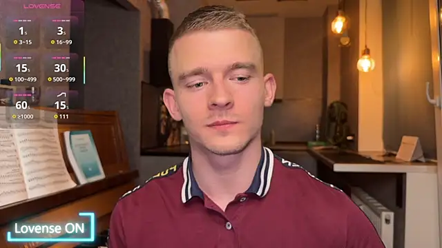 Snapshot of Marvelboy_ chatting on October 23, 2025, 9:35 pm Marvelboy online show from October 23, 2025, 9:35 pm