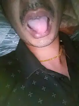 dreamtoungelick69 online show from March 18, 2025, 9:53 pm