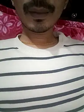 dreamtoungelick69 online show from March 3, 2025, 5:52 pm