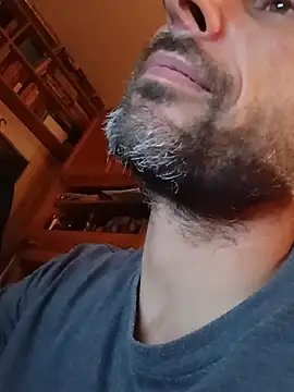 Snapshot of FireFox_Feel chatting on March 6, 2025, 11:42 pm FireFox Feel online show from March 6, 2025, 11:42 pm