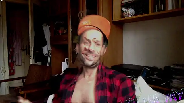 Snapshot of FireFox_Feel chatting on December 7, 2024, 11:23 am FireFox Feel online show from December 7, 2024, 11:23 am