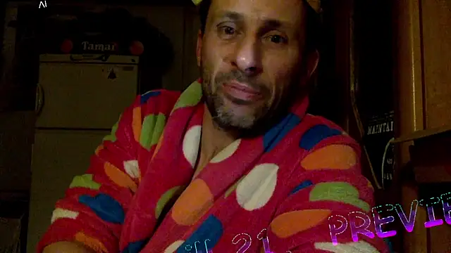 Snapshot of FireFox_Feel chatting on December 8, 2024, 8:04 pm FireFox Feel online show from December 8, 2024, 8:04 pm