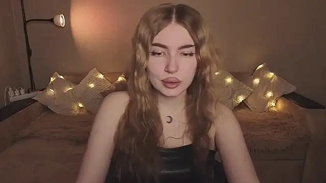 Snapshot of ViolettaLopez chatting on February 25, 2026, 3:01 pm ViolettaLopez online show from February 25, 2026, 3:01 pm