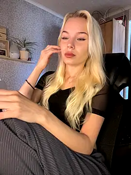 Snapshot of SIMBA_BOS chatting on November 1, 2025, 2:51 am SIMBA BOS online show from November 1, 2025, 2:51 am