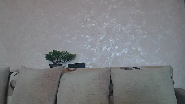 Snapshot of Amy_August chatting on May 17, 2026, 9:09 am Amy August online show from May 17, 2026, 9:09 am