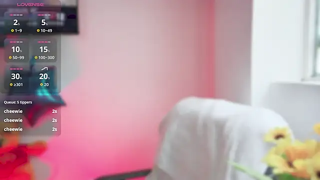 Snapshot of mayhott2 chatting on December 15, 2025, 6:03 pm mayhott2 online show from December 15, 2025, 6:03 pm