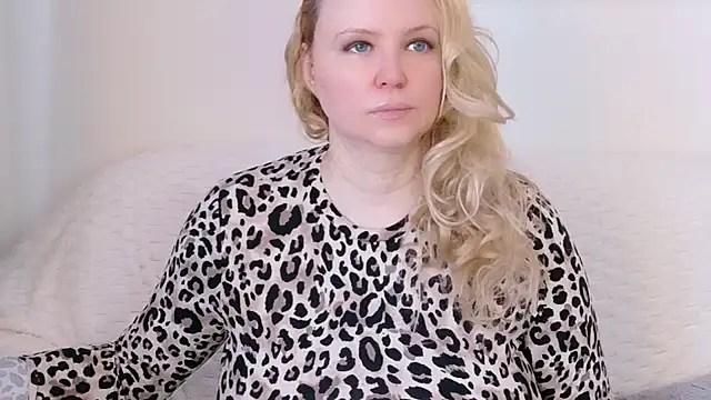 Sarah4you online show from February 28, 2026, 3:00 pm