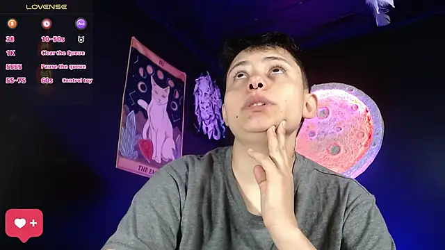 girl intense444 online show from November 17, 2025, 12:53 pm