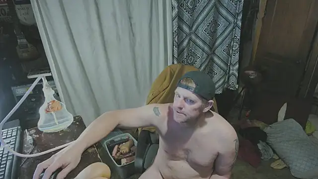 Snapshot of sex4fun_21 chatting on December 16, 2025, 12:48 am sex4fun 21 online show from December 16, 2025, 12:48 am