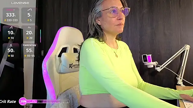 Snapshot of Katy_Randy chatting on November 6, 2025, 10:36 pm Katy Randy online show from November 6, 2025, 10:36 pm