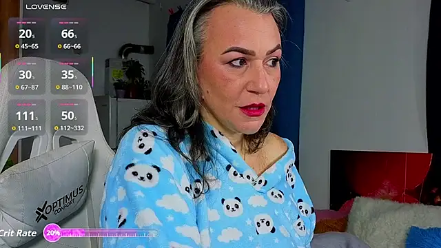 Snapshot of Katy_Randy chatting on November 9, 2025, 12:03 am Katy Randy online show from November 9, 2025, 12:03 am