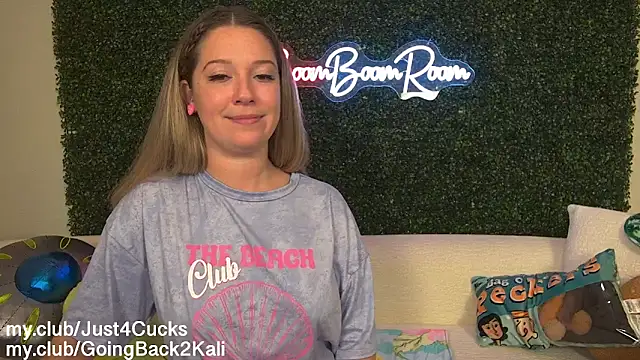 boomboomr00m online show from April 2, 2026, 2:52 am