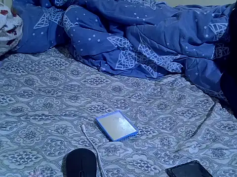 Snapshot of EbonyMina_ chatting on December 14, 2025, 12:11 pm EbonyMina online show from December 14, 2025, 12:11 pm