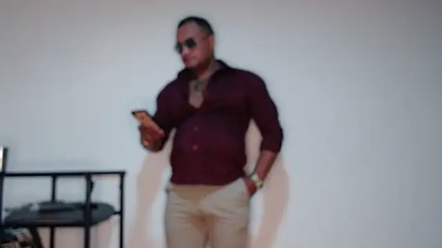 hardrock982 online show from December 17, 2025, 1:27 pm