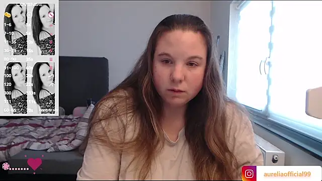 Snapshot of AureliaWinter chatting on November 5, 2025, 7:22 am AureliaWinter online show from November 5, 2025, 7:22 am