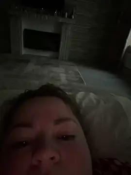 cute  cherry online show from May 12, 2026, 4:02 pm