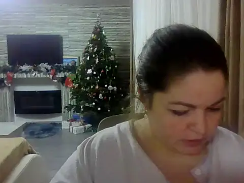 Snapshot of cute__cherry chatting on January 13, 2026, 5:39 pm cute cherry online show from January 13, 2026, 5:39 pm