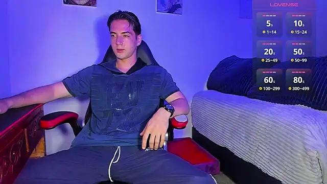 Snapshot of Alex_smith00 chatting on March 20, 2025, 1:57 am Alex smith00 online show from March 20, 2025, 1:57 am