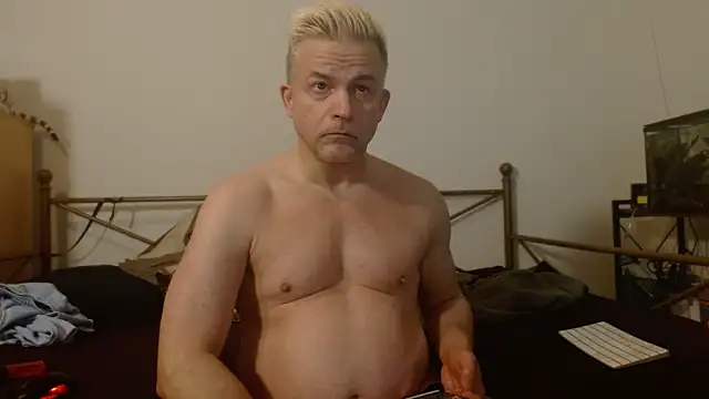 Dragonnycxh online show from December 2, 2025, 1:13 pm