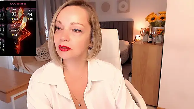 Tilly Eliot online show from March 14, 2026, 8:59 pm