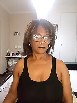 Hotgrannyx online show from October 17, 2025, 4:05 am