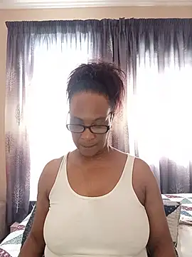 Snapshot of Hotgrannyx chatting on June 26, 2026, 10:10 am Hotgrannyx online show from June 26, 2026, 10:10 am