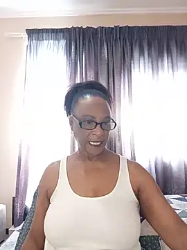 Snapshot of Hotgrannyx chatting on June 27, 2026, 10:43 am Hotgrannyx online show from June 27, 2026, 10:43 am