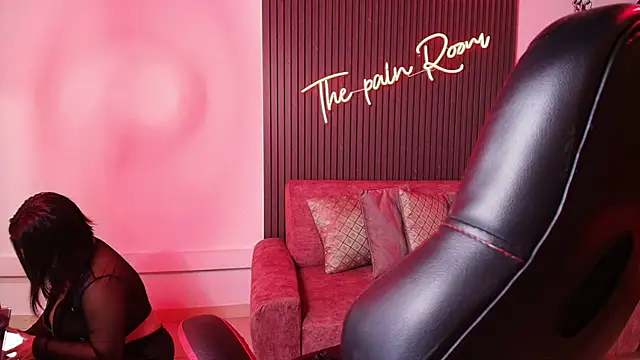 arianna smith  online show from November 27, 2025, 7:58 pm