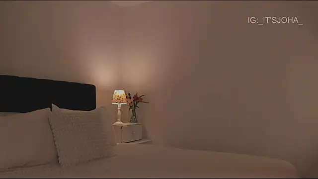  Amatista online show from April 13, 2026, 1:31 am