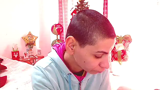 hotSANDRA STARR online show from January 12, 2026, 10:33 am