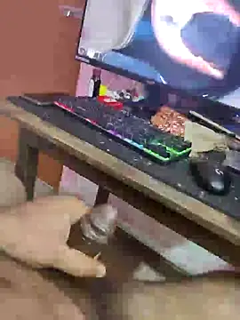 Snapshot of Mordansex chatting on December 24, 2024, 1:17 pm Mordansex online show from December 24, 2024, 1:17 pm